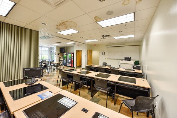 Free Standing Well Built Office in Lakewood Ranch: 6802 Energy Ct, Lakewood Ranch, FL 34240